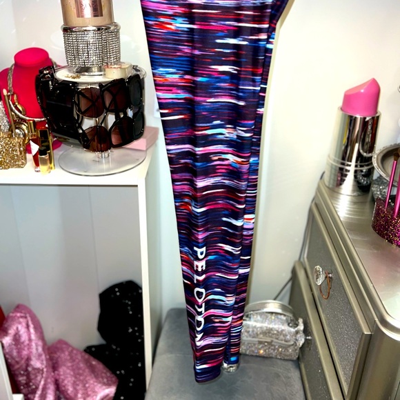 Peloton x Wear It To Heart Reversible Melody High Waist Leggings Size Medium - Picture 6 of 9